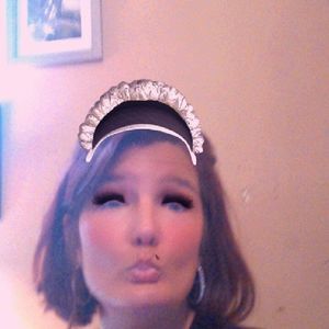 Meet your Posher, Candace